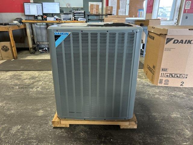 2.5 Ton Single-Stage Split-System Heat Pump 208-230/60/1 R410A 15.2 SEER2