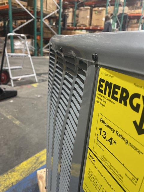 1.5 Ton Single-Stage Split-System Air Conditioner 208-230/60/1 R410A 13.4 SEER2