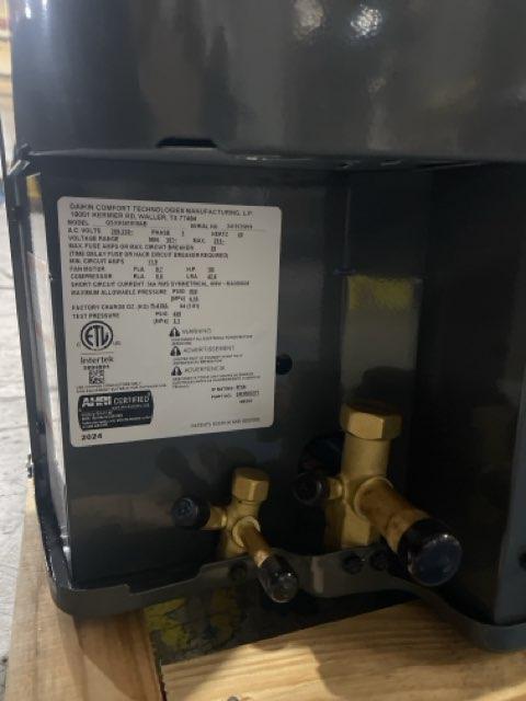 1.5 Ton Single-Stage Split-System Air Conditioner 208-230/60/1 R410A 14.3 SEER2