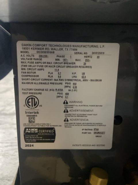 1.5 Ton Single-Stage Split-System Air Conditioner 208-230/60/1 R410A 14.3 SEER2