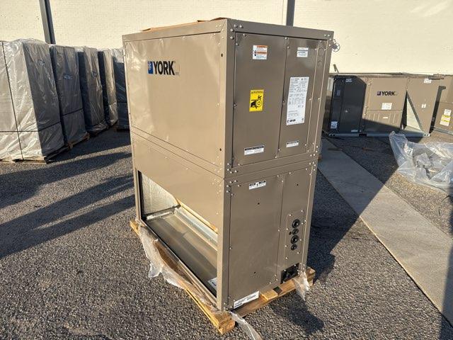 10 Ton AC/HP ECM Upflow/Horizontal Air Handler 460/60/3 R-410A CFM 5000