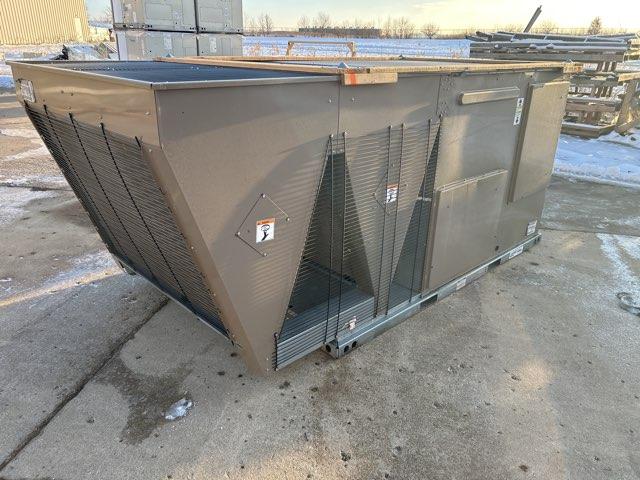 10 Ton Two-Stage Convertible Packaged Air Conditioning Unit, 13.1 EER, 460/60/3, R410A