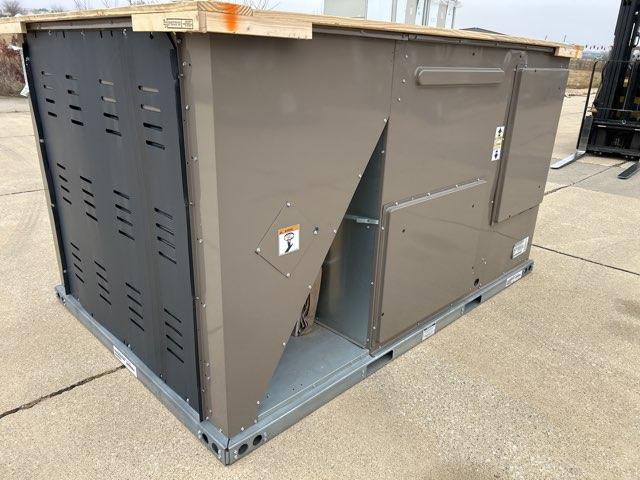 7.5 Ton Two-Stage Convertible Packaged Air Conditioning Unit W/24 Kw Heat, 12.2 EER, 460/60/3, R410A