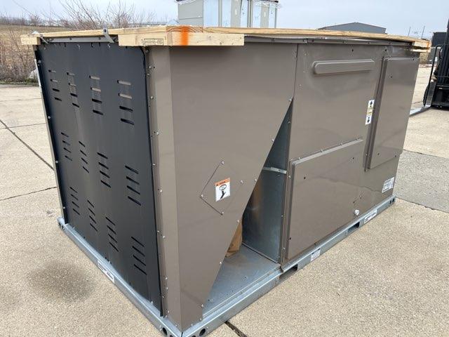 7.5 Ton Two-Stage Convertible Natural Gas/Electric Packaged Unit, 12 EER, 460/60/3, R410A