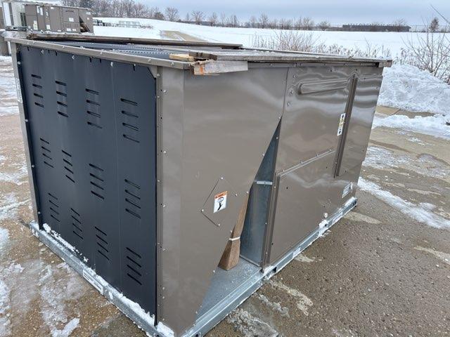 8.5 Ton Two-Stage Convertible Natural Gas/Electric Packaged Unit, 12 EER, 460/60/3, R410A