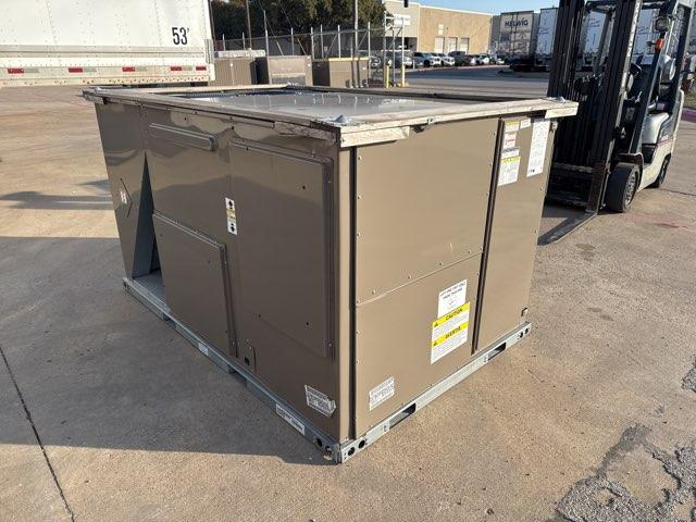 6.5 Ton Two-Stage Convertible Packaged Air Conditioning Unit, 14.8 EER, 460/60/3, R410A 24 KW