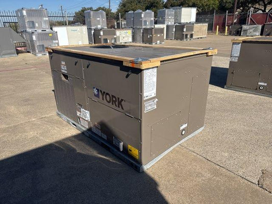 6 Ton Two-Stage Convertible Natural Gas/Electric Packaged Unit, 11 EER, 208-230/60/3, R410A