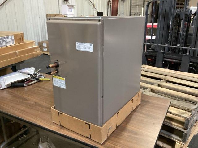 2.5 Ton AC/HP Upflow/Downflow Cased A Coil, R410A CFM 1000