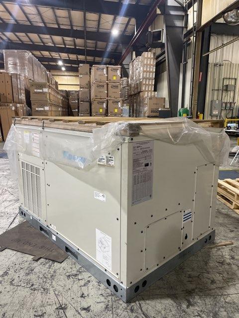 5 Ton Single-Stage Convertible Packaged Air Conditioning Unit, 16.2 SEER2, 208-230/60/3, R410A