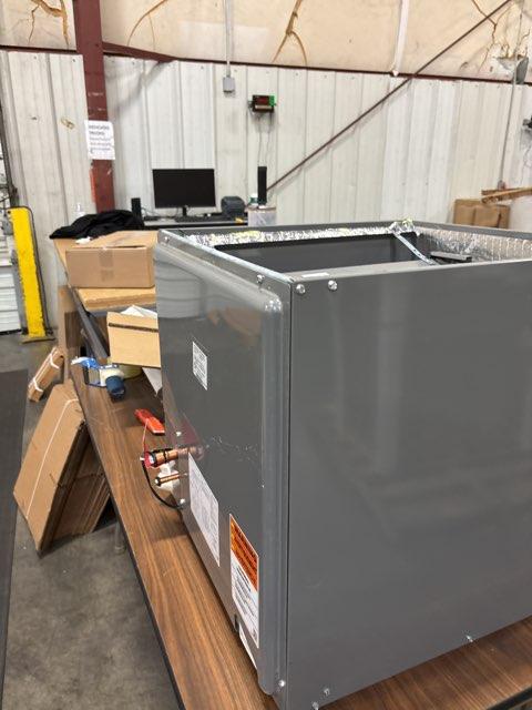 2 Ton AC/HP Multiposition Cased N Coil, R410A CFM 1000