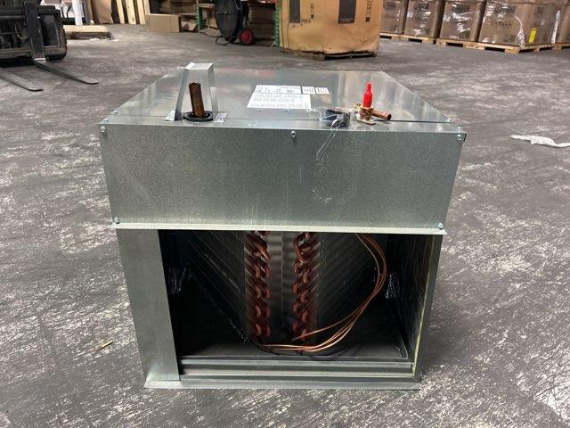 2 Ton AC/HP Horizontal Cased Flat Coil, R410A CFM 800