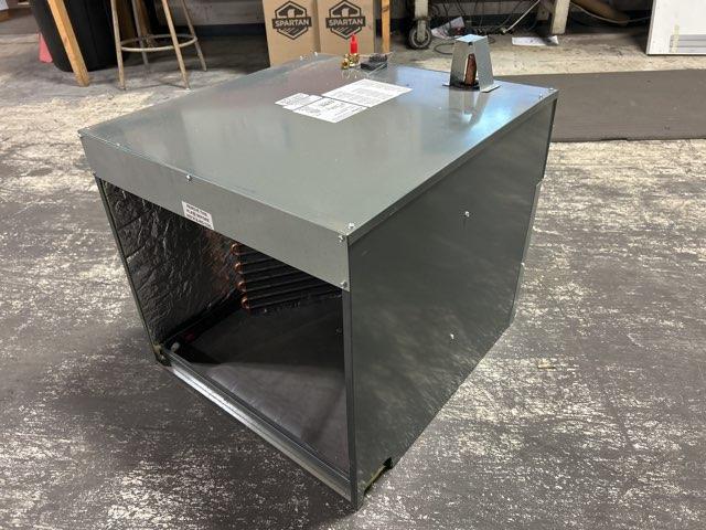 2 Ton AC/HP Horizontal Cased Flat Coil, R410A CFM 800