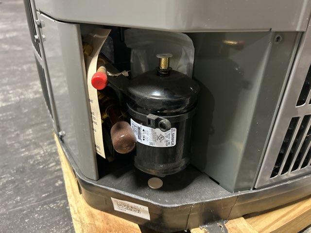 2 Ton Variable Speed Split-System Communicating Heat Pump 208-230/60/1 R410A 20 SEER