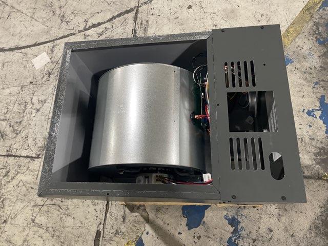 100,000 BTU Single-Stage Downflow/Horizontal ECM Multi Speed Gas Furnace 80% AFUE 115/60/1 CFM: 2000