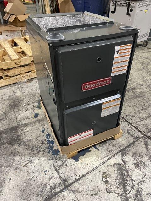100,000 BTU Low NOx 1-Stg Upflow/Horizontal ECM Multi Speed Gas Furnace 92% 115/60/1 CFM: 1600