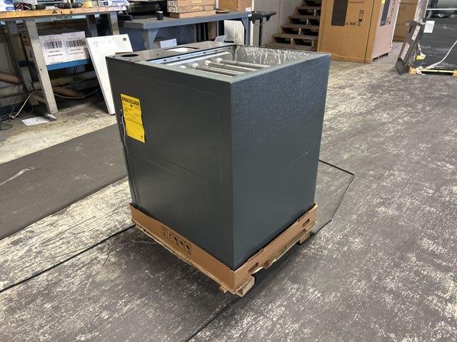 80,000 BTU 2-Stg Upflow/Horizontal ECM Var Spd Comm Compatible Gas Furnace 80% 115/60/1 CFM: 2000