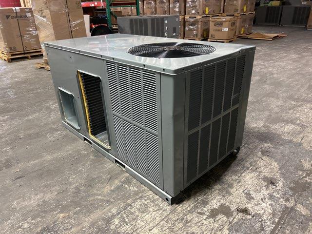 5 Ton Two-Stage Horizontal Packaged Air Conditioning Unit, 13.4 SEER2, 208-230/60/1, R410A