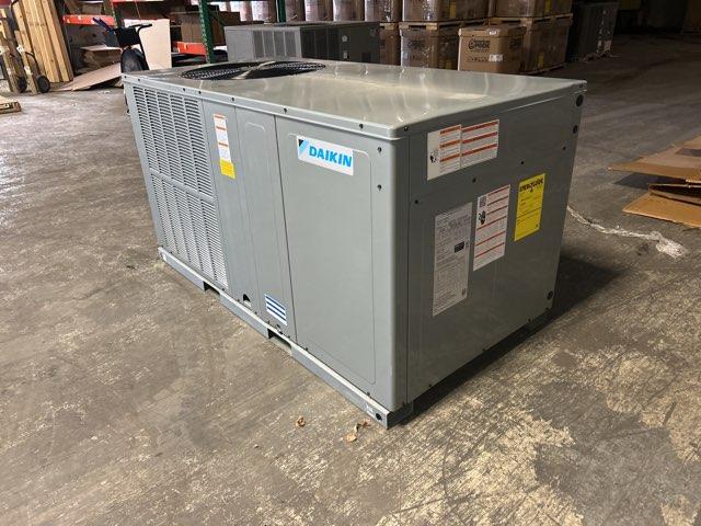 5 Ton Two-Stage Horizontal Packaged Air Conditioning Unit, 13.4 SEER2, 208-230/60/1, R410A