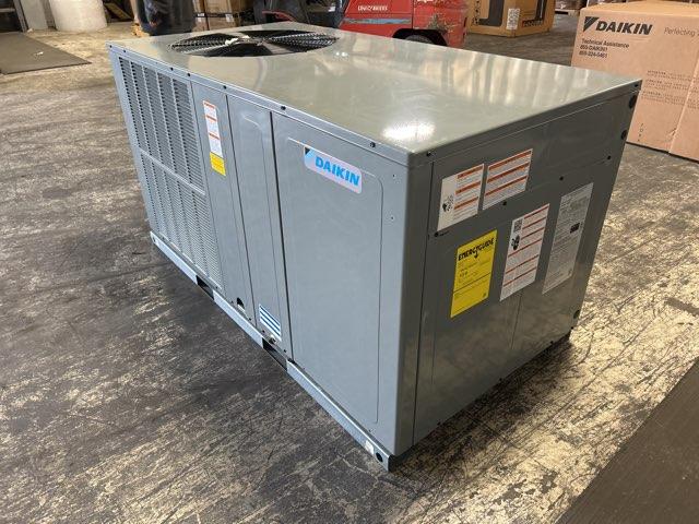 5 Ton Two-Stage Horizontal Packaged Air Conditioning Unit, 13.4 SEER2, 208-230/60/1, R410A