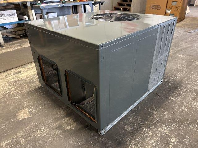 2 Ton Single-Stage Convertible Natural Gas/Electric Packaged Unit, 13.4 SEER2, 208-230/60/1, R410A