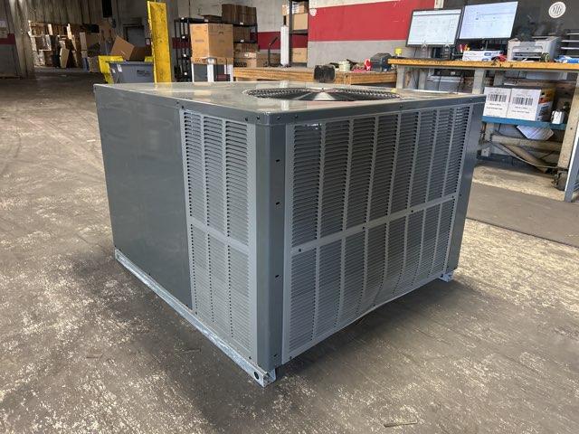 2 Ton Single-Stage Convertible Natural Gas/Electric Packaged Unit, 13.4 SEER2, 208-230/60/1, R410A