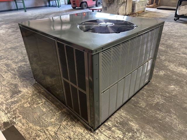 3 Ton Single-Stage Convertible Natural Gas/Electric Packaged Unit, 13.4 SEER2, 208-230/60/1, R410A