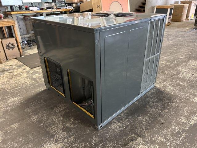 3.5 Ton Two-Stage Convertible Natural Gas/Electric Packaged Unit, 14.7 SEER2, 208-230/60/1, R410A