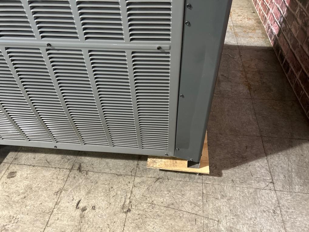 4 Ton Two-Stage Convertible Natural Gas/Electric Packaged Unit, 15 SEER2, 208-230/60/1, R410A