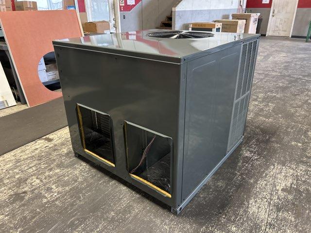 4 Ton Two-Stage Convertible Natural Gas/Electric Packaged Unit, 15 SEER2, 208-230/60/1, R410A