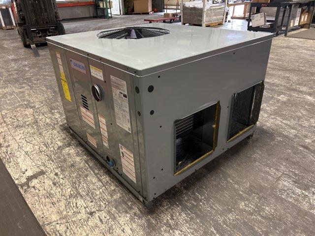 2.5 Ton Single-Stage Convertible Natural Gas/Electric Packaged Unit, 13.4 SEER2, 208-230/60/1, R410A