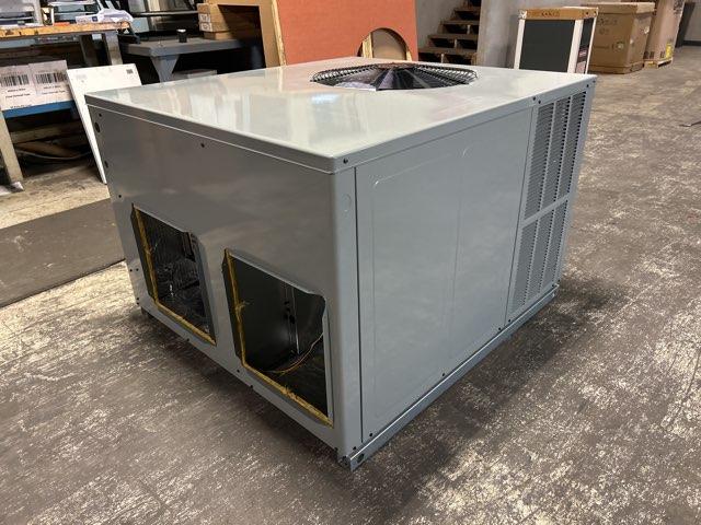 2.5 Ton Single-Stage Convertible Natural Gas/Electric Packaged Unit, 13.4 SEER2, 208-230/60/1, R410A