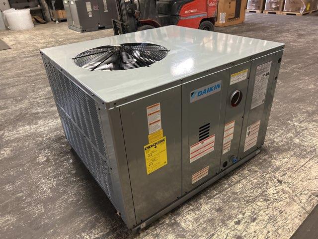 2.5 Ton Single-Stage Convertible Natural Gas/Electric Packaged Unit, 13.4 SEER2, 208-230/60/1, R410A