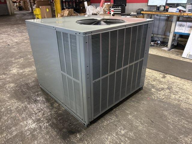 3 Ton Two-Stage Convertible Natural Gas/Electric Packaged Unit, 15.2 SEER2, 208-230/60/1, R410A