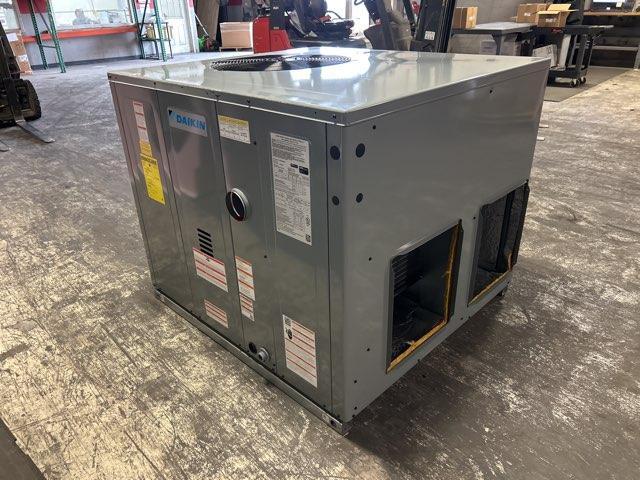 3 Ton Two-Stage Convertible Natural Gas/Electric Packaged Unit, 15.2 SEER2, 208-230/60/1, R410A