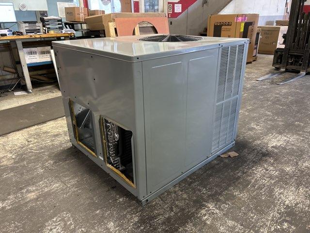 3.5 Ton Single-Stage Convertible Packaged Heat Pump Unit, 13.4 SEER2, 208-230/60/1, R410A