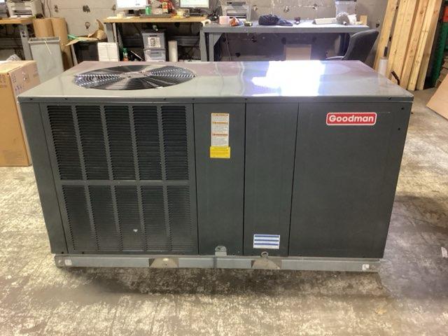 3 Ton Single-Stage Horizontal Packaged Heat Pump Unit, 15.2 SEER2, 208-230/60/1, R410A