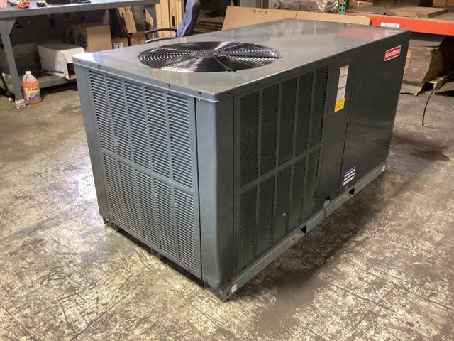 3 Ton Single-Stage Horizontal Packaged Heat Pump Unit, 15.2 SEER2, 208-230/60/1, R410A