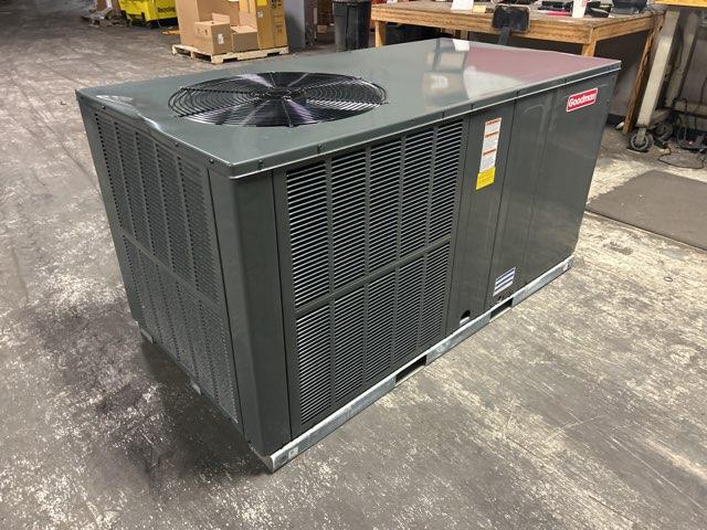 3 Ton Single-Stage Horizontal Packaged Heat Pump Unit, 15.2 SEER2, 208-230/60/1, R410A