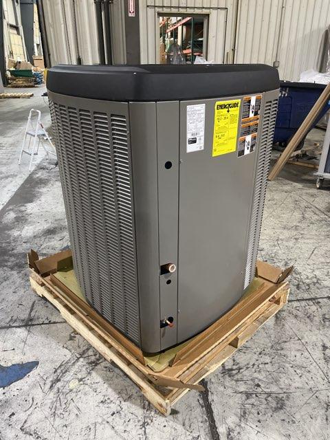 5 Ton Variable Speed Split-System Communicating Heat Pump 208-230/60/1 R410A 24 SEER