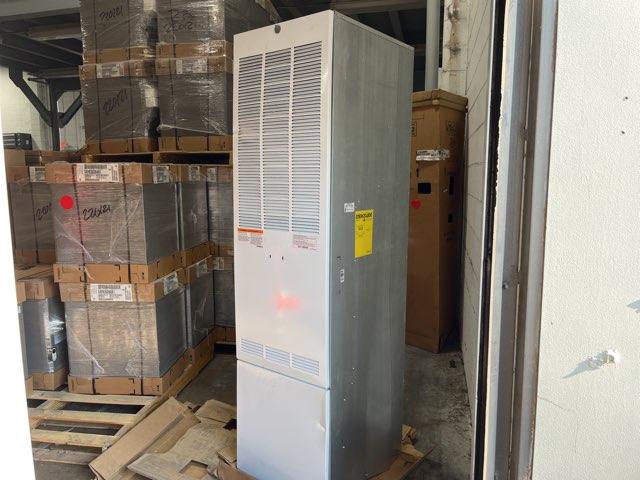 56,000 BTU 1-Stg Downflow ECM Multi Speed Gas Manufactured Housing Furnace 80% 120/60/1 CFM: 928