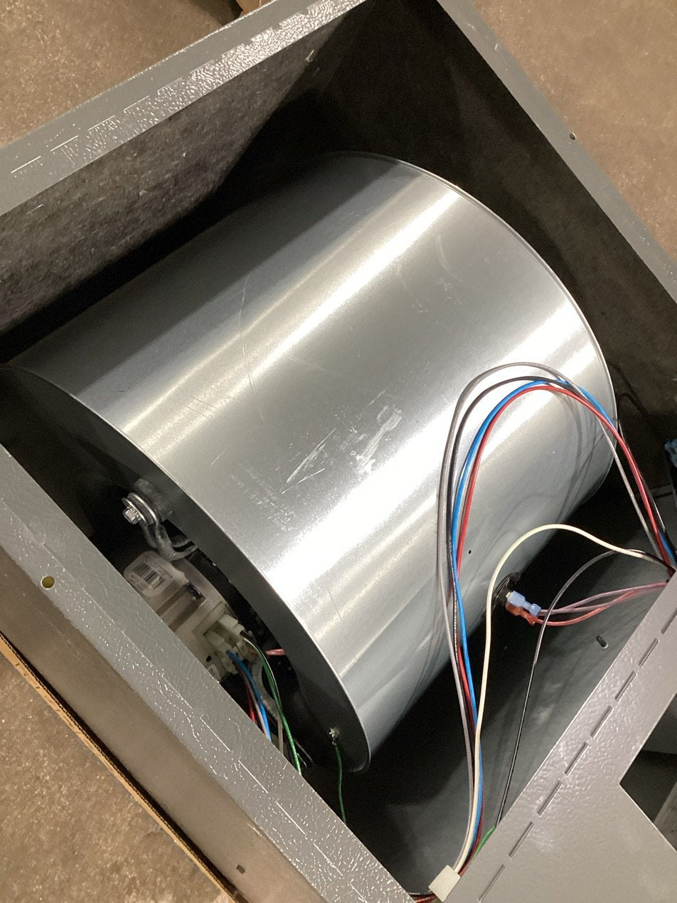 100,000 BTU Low NOx 2-Stage Down/Horz ECM Var Spd Comm Compatible Gas Furnace 80% 115/60/1 CFM: 2000