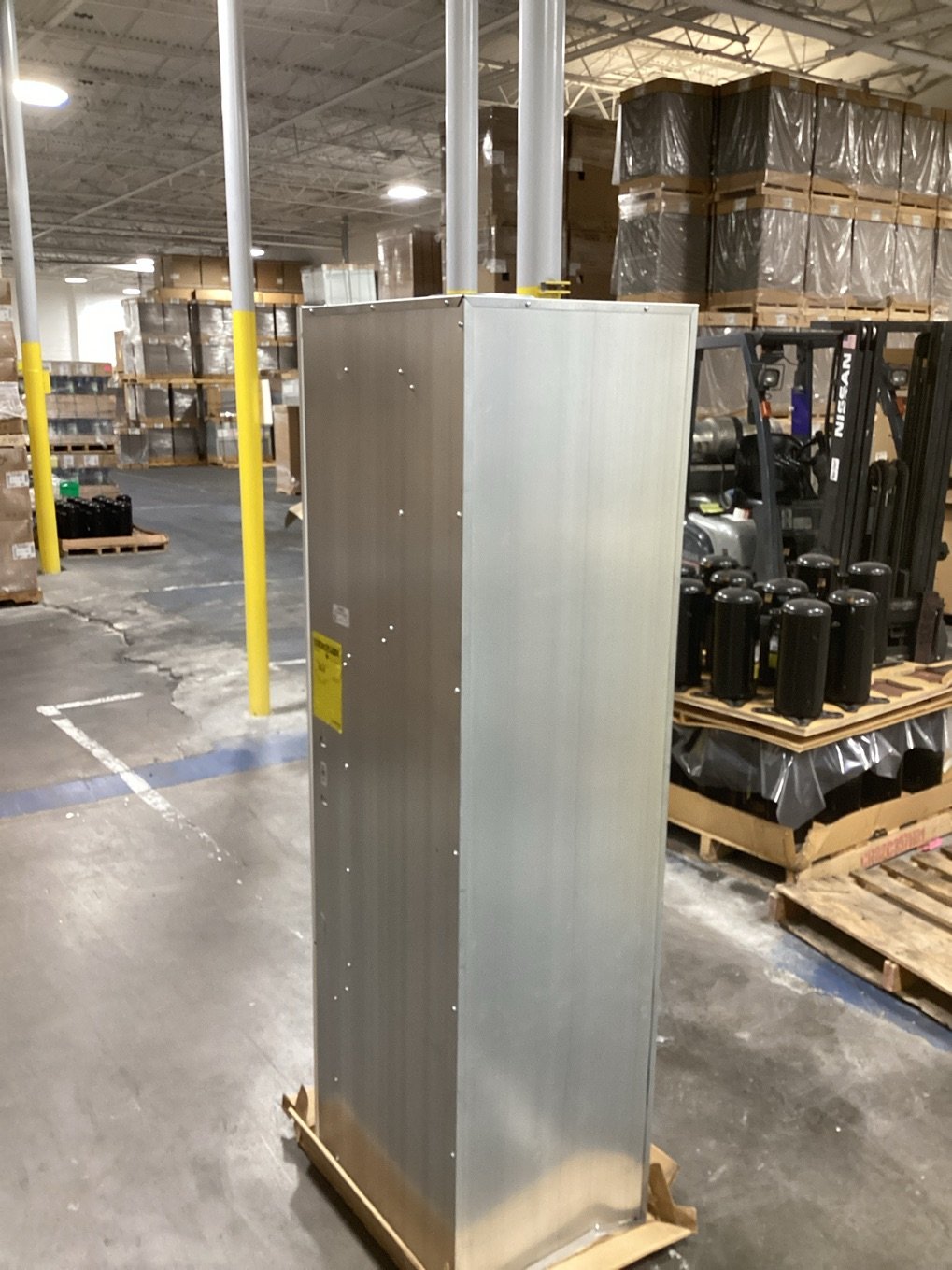 56,000 BTU 1-Stg Downflow ECM Multi Speed Gas Manufactured Housing Furnace 80% 115/60/1 CFM: 1524