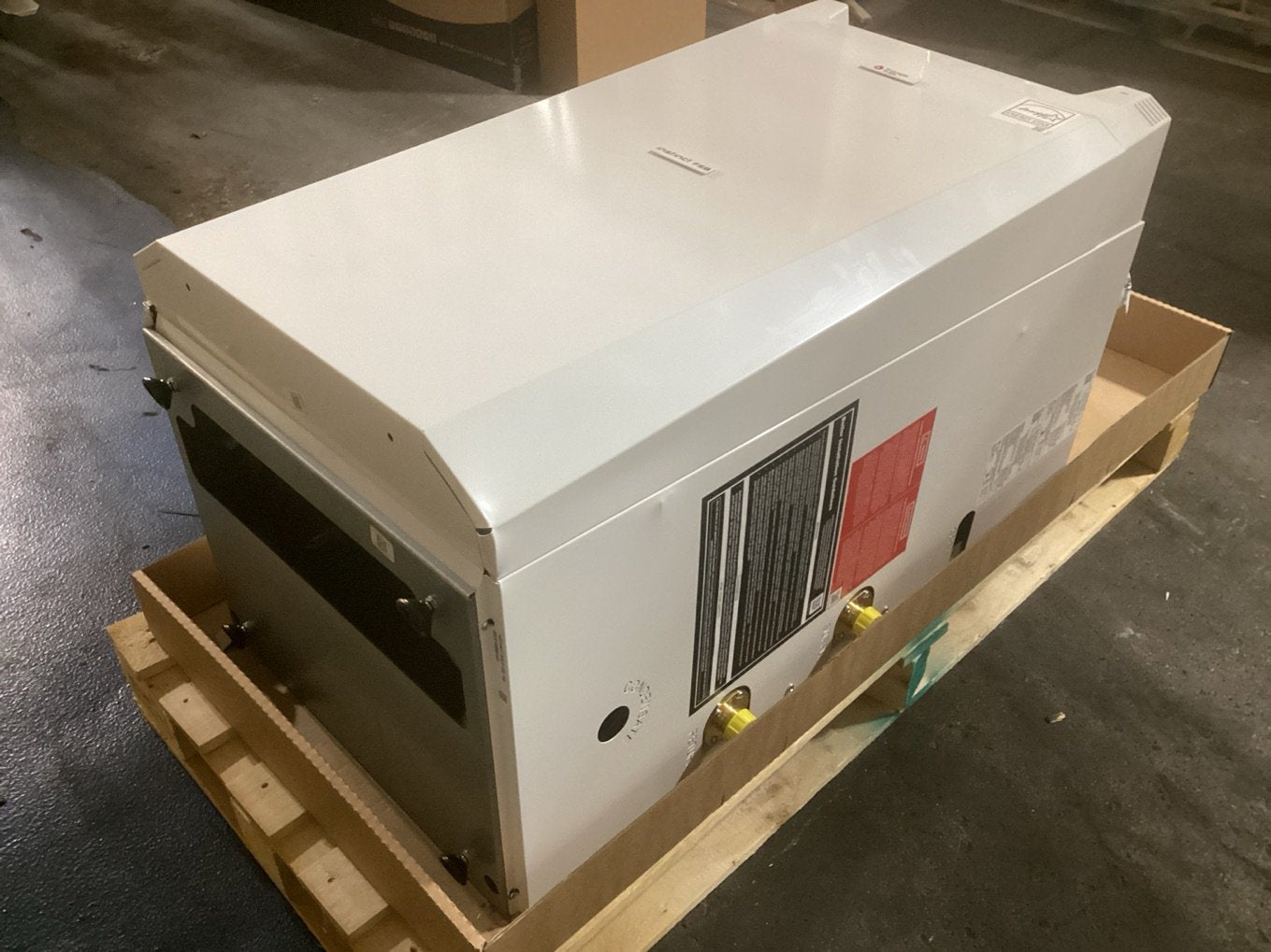 199,000 BTU Condensing Natural Gas Hot Water Boiler 95% AFUE, 120/60/1