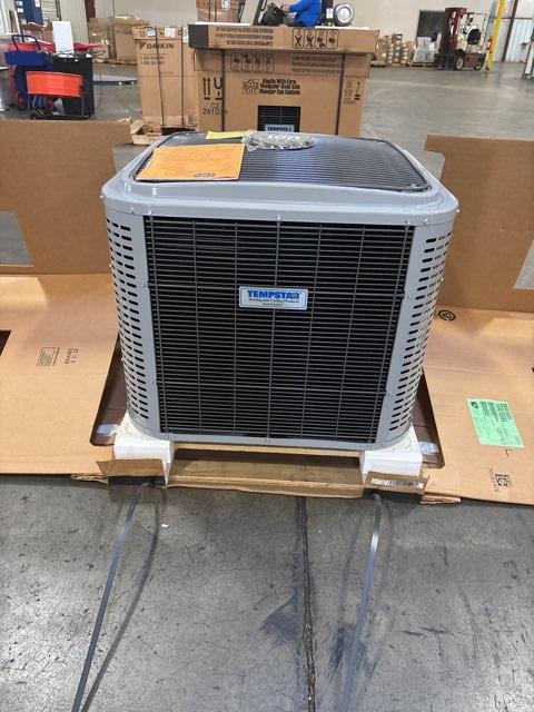 1.5 Ton Single-Stage Split-System Communicating Air Conditioner 208-230/60/1 R410A 16 SEER