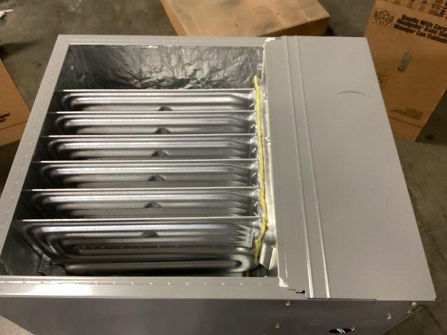132,000 BTU Low NOx 2-Stg Multiposition ECM Var Spd Communicating Gas Furnace 80% 115/60/1 CFM: 2270