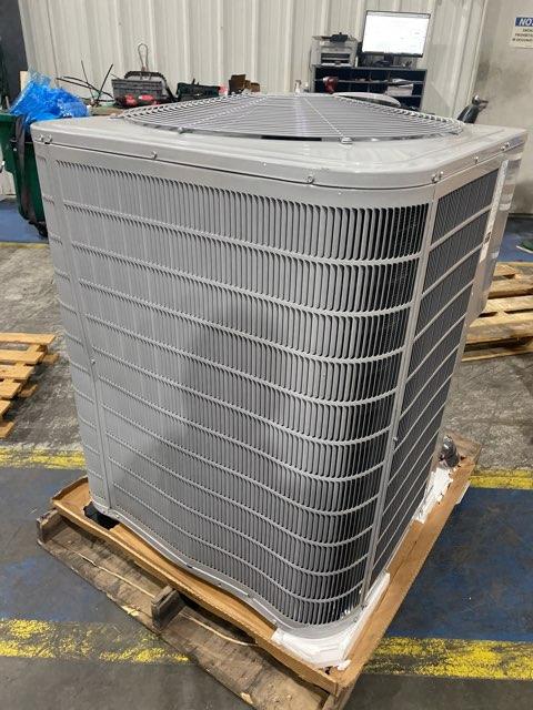 4 Ton Two-Stage Split-System Heat Pump 208-230/60/1 R410A 17 SEER2
