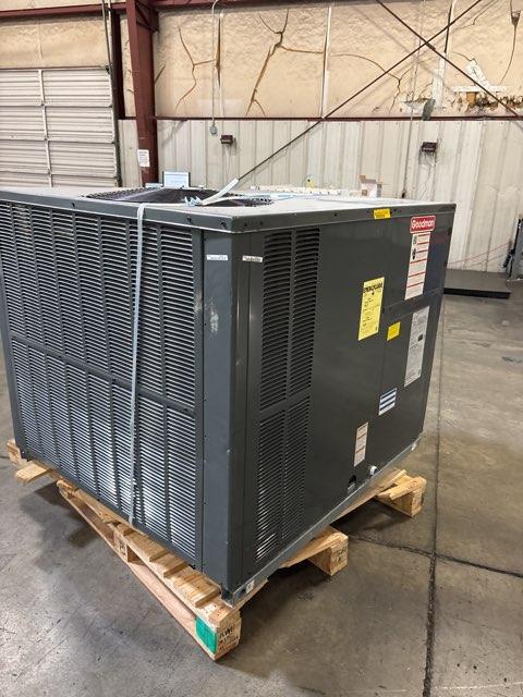 4 Ton Two-Stage Convertible Packaged Heat Pump Unit, 15.2 SEER2, 208-230/60/1, R410A