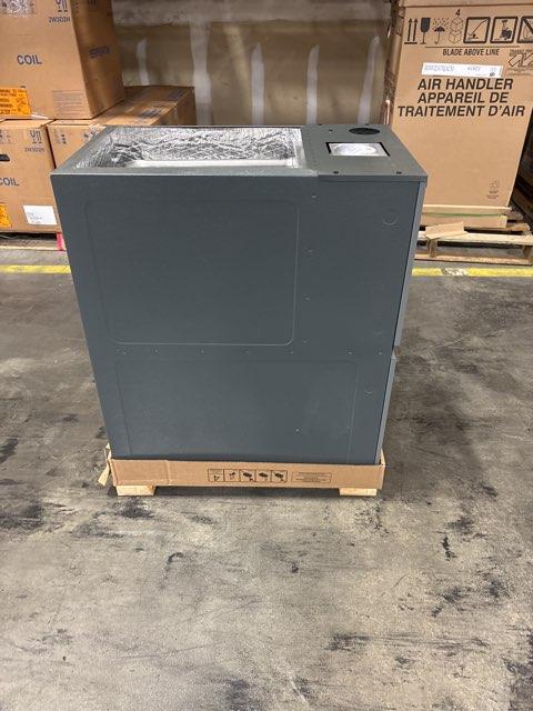 80,000 BTU Two-Stage Up/Horz ECM Variable Speed Comm Compatible Gas Furnace 80% 115/60/1 CFM: 1200