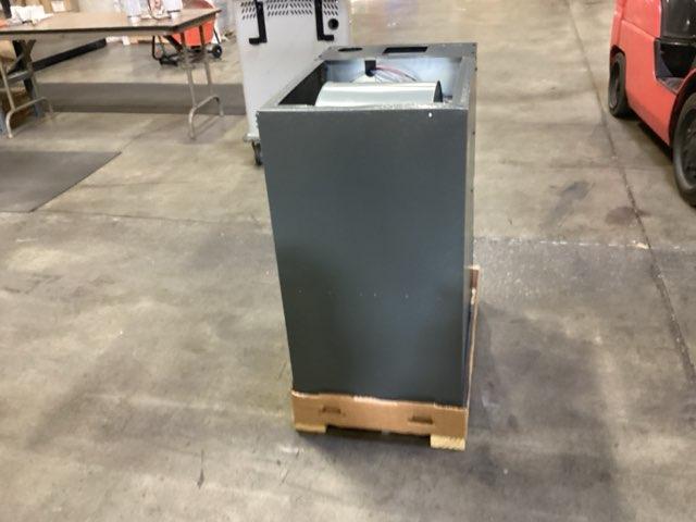 80,000 BTU Low NOx 2-Stage Down/Horz ECM Var Spd Comm Compatible Gas Furnace 80% 115/60/1 CFM: 1200