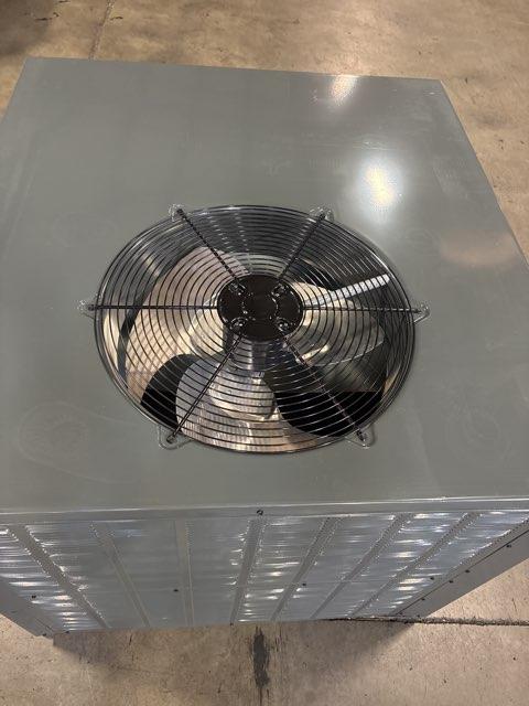 3.5 Ton Ultra Low NOx 1-Stg Convertible Natural G/E Packaged Unit, 13.4 SEER2, 208-230/60/1, R410A